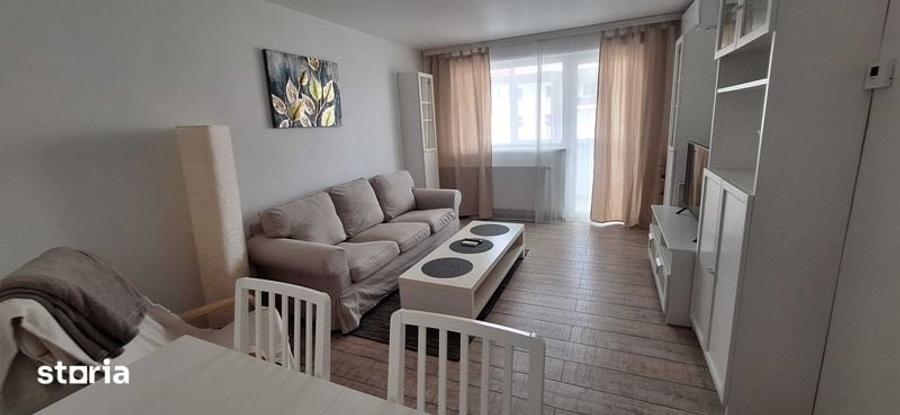 Apartament cu 2 camere decomandat în Central