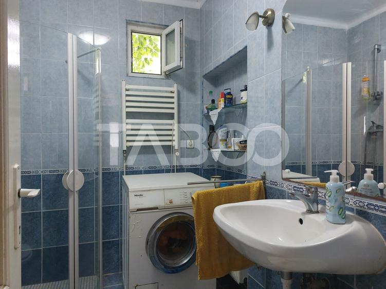 Casă individuală cu 6 camere cu Canalizare în Cisnădioara