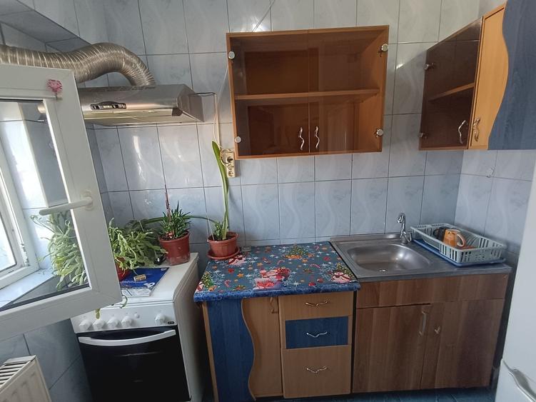 Garsonieră decomandată în Sebastian