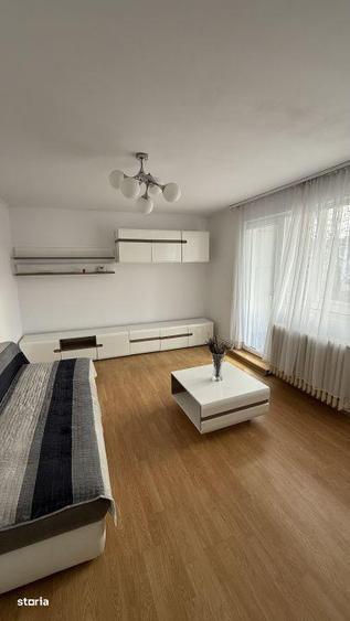 Apartament cu 3 camere în Andrei Mureșanu