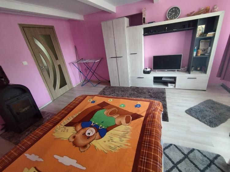 Casă individuală cu 5 camere cu Teren 1500 Mp în Macea