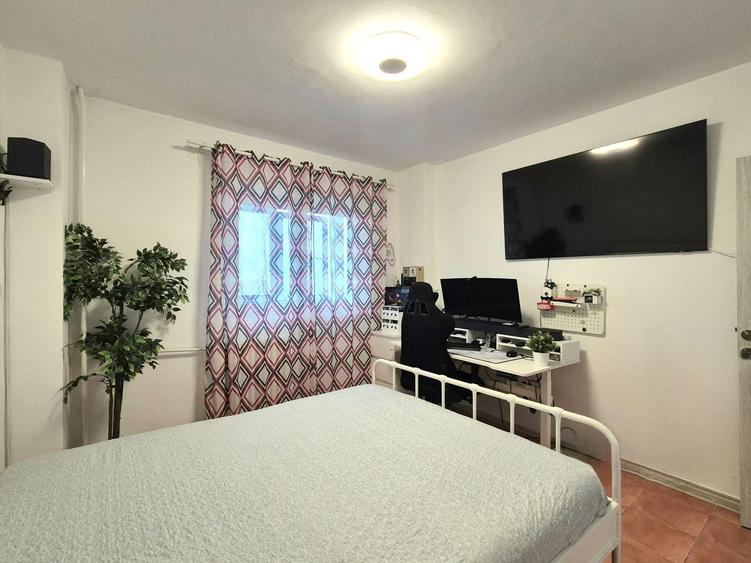 Apartament cu 3 camere semidecomandat în Dristor