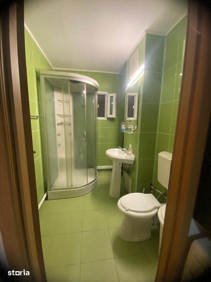 Apartament cu 2 camere decomandat în Calea București