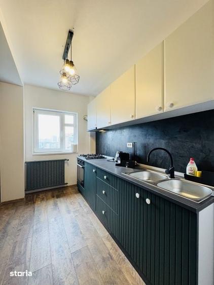 Apartament cu 3 camere semidecomandat în Vatra Luminoasă