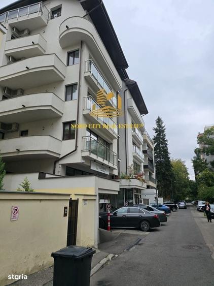 Apartament cu 4 camere în Primăverii