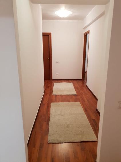 Apartament cu 3 camere decomandat, mobilat în Ștefan cel Mare