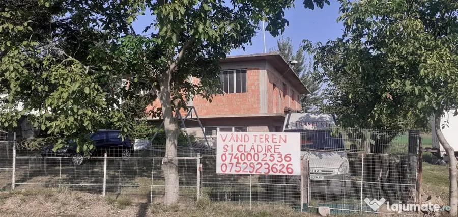 Casă cu 7 camere în Lisaura