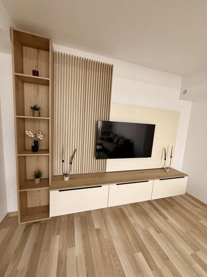 Apartament cu 2 camere decomandat în Central