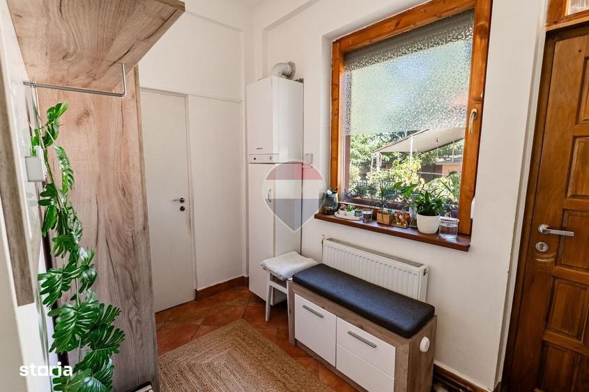 Casă cu 3 camere în Sânmartin