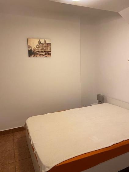 Apartament cu 2 camere semidecomandat în Romană