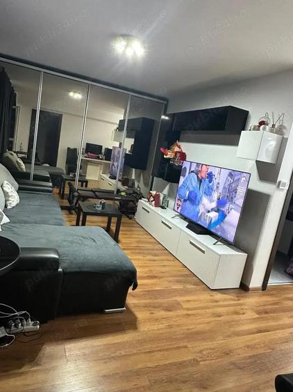 Apartament cu 2 camere semidecomandat, mobilat în Titan