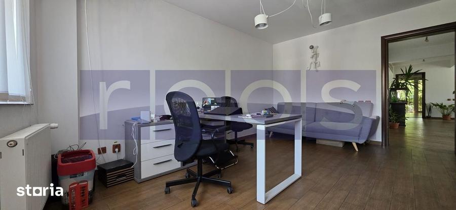 Casă cu 7 camere cu Teren 320 Mp în Pantelimon