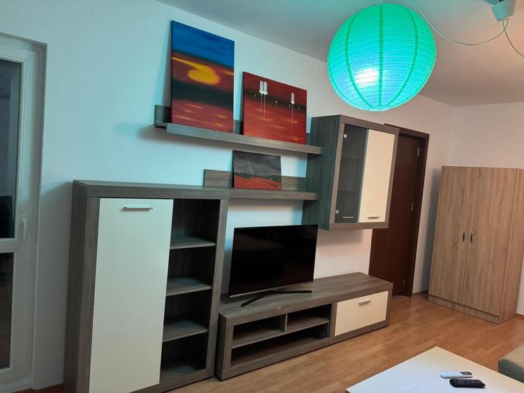 Apartament cu 2 camere decomandat în Gorjului