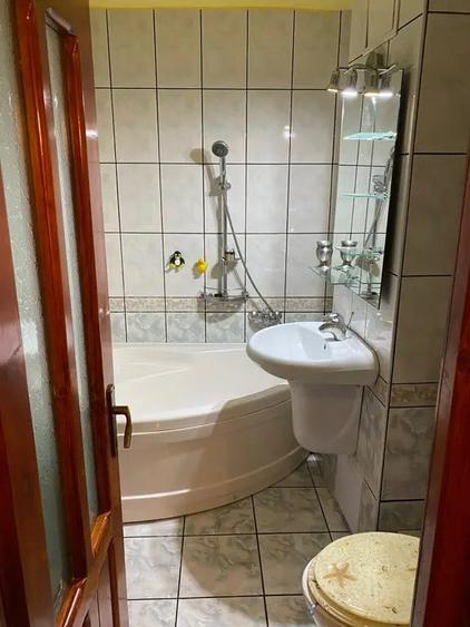 Apartament cu 2 camere decomandat în Central