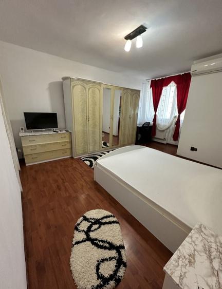 Inchiriez apartament cu 1 camera Rogerius, str. Aluminei - 1