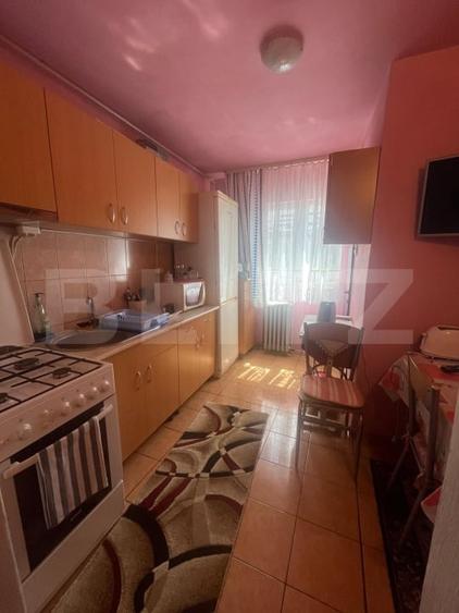 Apartament de vanzare 2 camere, 53 mp, zona Lama - 3