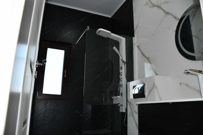 Apartament cu 2 camere decomandat în Andronache
