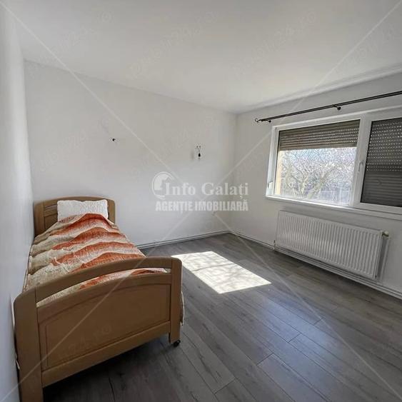 | Casa | Sat Costi | Teren 1000 mp | - 3