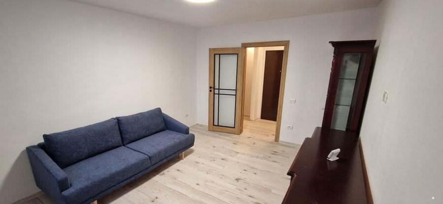 Garsonieră decomandată în Blumăna