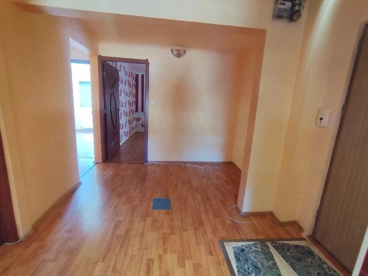 Apartament 3 camere cf 1 decomandat - 4