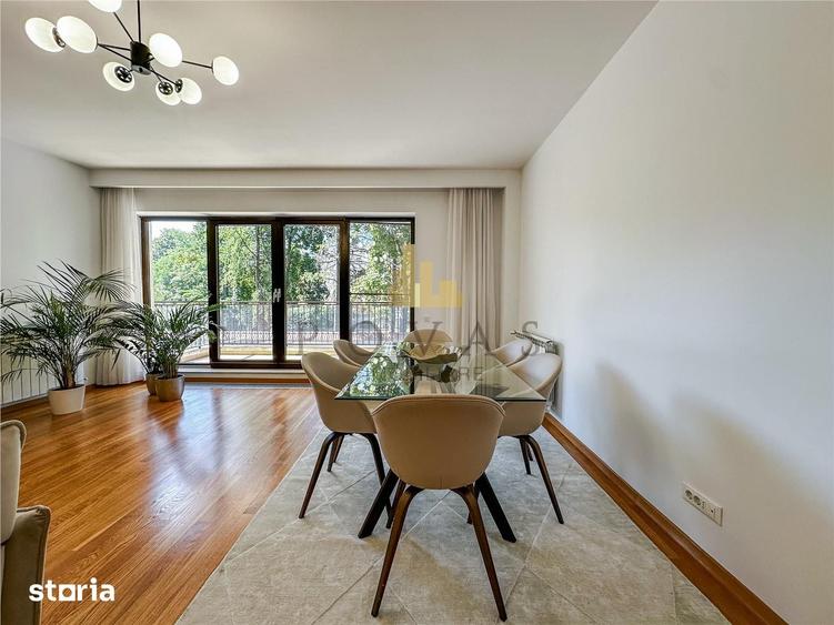 Apartament cu 4 camere în Aviatorilor