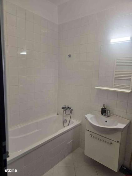 Apartament cu 2 camere, mobilat în Central