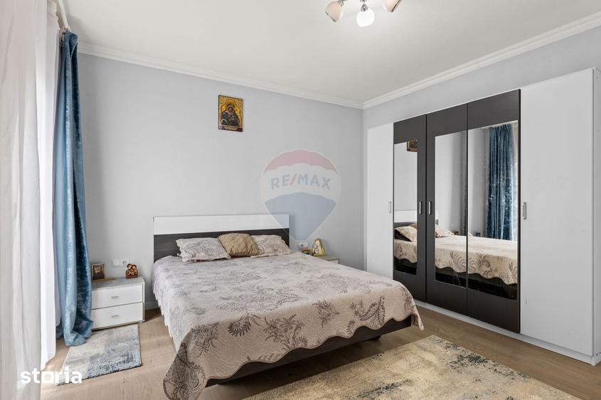 Casă cu 5 camere cu Teren 620 Mp în Macea