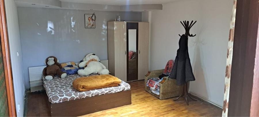 Casă cu 4 camere în Strejnicu