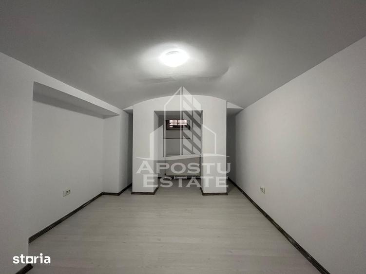 Casă cu 6 camere cu Teren 495 Mp în Iosefin
