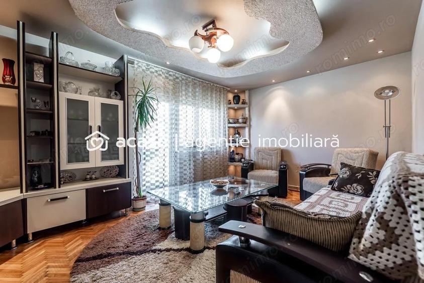 Apartament cu 3 camere decomandat, mobilat în Micălaca