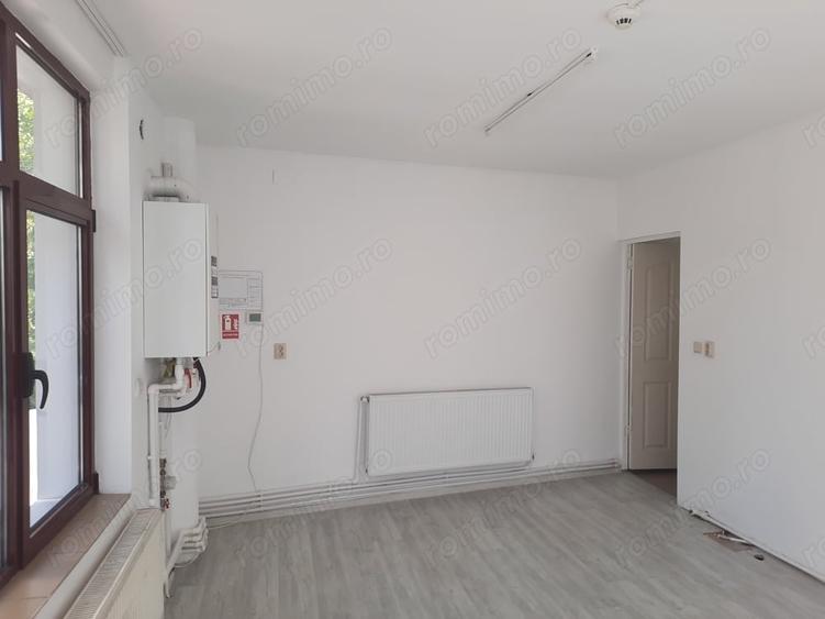 Spațiu comercial, de 30,000 mp, în Central