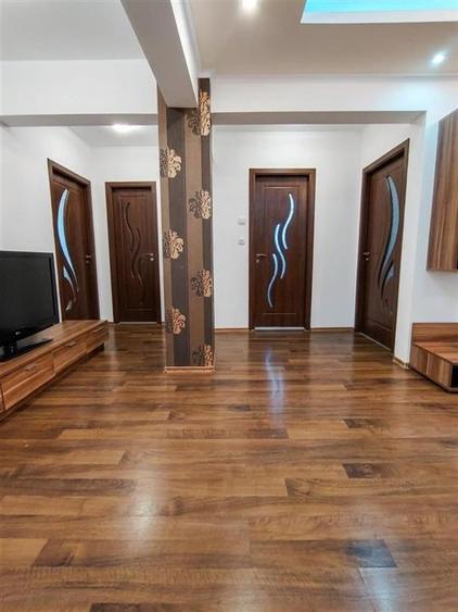 Apartament cu 3 camere decomandat în Dragoș Vodă