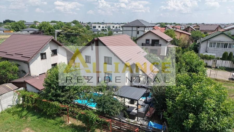 Casă individuală cu 4 camere decomandat cu Piscina în Berceni