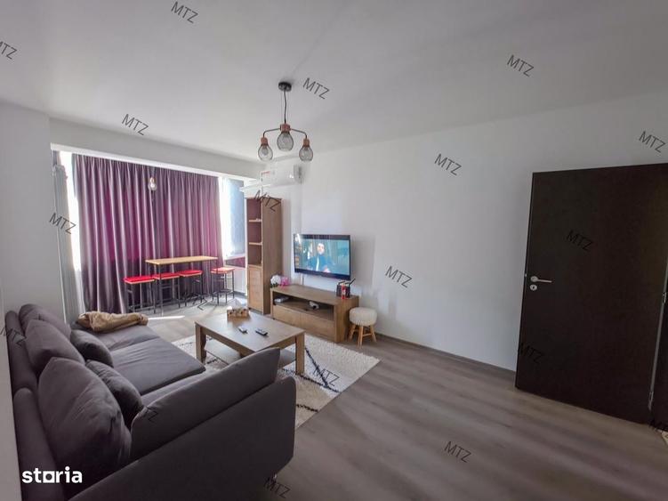 Apartament cu 3 camere semidecomandat în Dorobanți