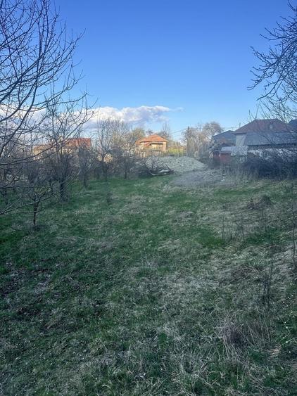 Teren de 2800 mp, în Văleni-Dâmbovița