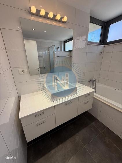 Apartament cu 4 camere în Capitale
