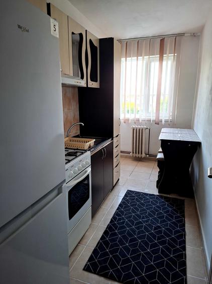 Apartament cu 2 camere decomandat în Ostroveni