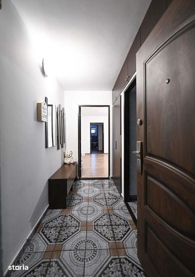 Apartament cu 2 camere semidecomandat în Rovine