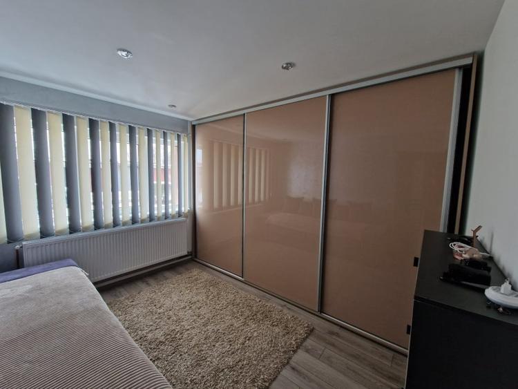 Apartament cu 2 camere decomandat, mobilat în Hotvon