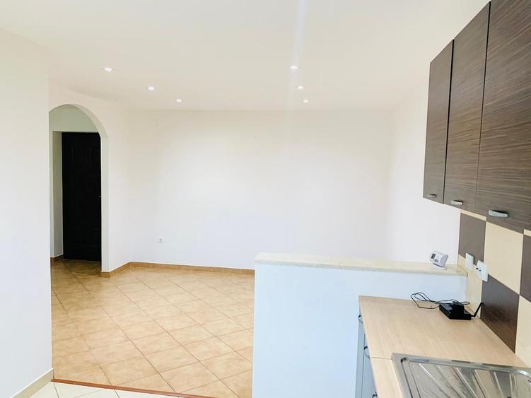Apartament cu 3 camere decomandat în Nord