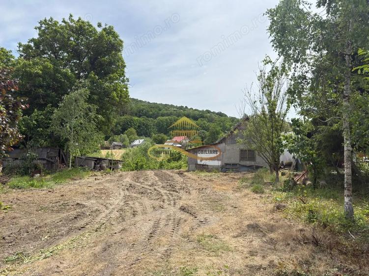 Casă cu 2 camere cu Canalizare în Buhoci