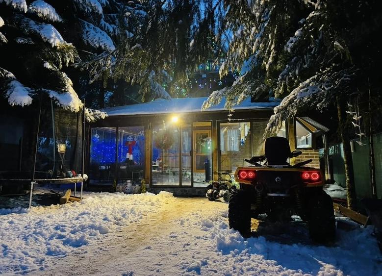 Casă cu 3 camere cu Teren 255 Mp în Trăisteni