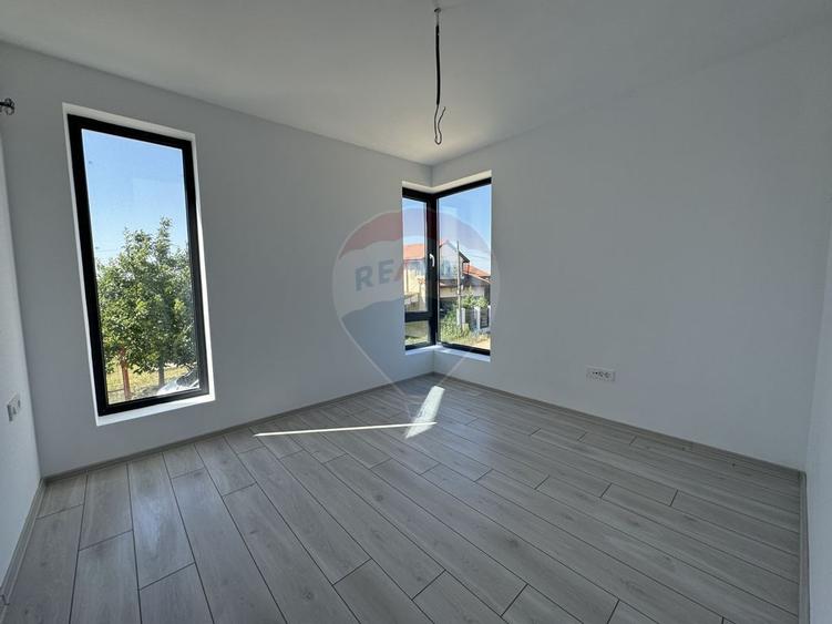 Vila eleganta Peri?, 125 mp utili, 440 mp teren - 6