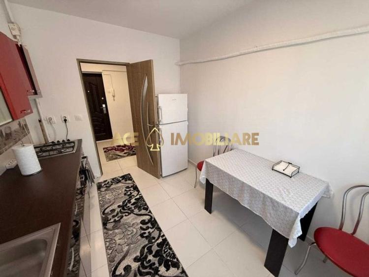 Apartament cu 2 camere decomandat, mobilat în Moșilor