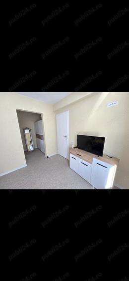Apartament cu 2 camere semidecomandat în Borhanci