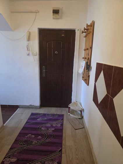 Apartament cu 2 camere decomandat în Solidarității