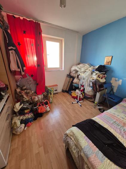 Apartament cu 2 camere semidecomandat în Costin Georgian