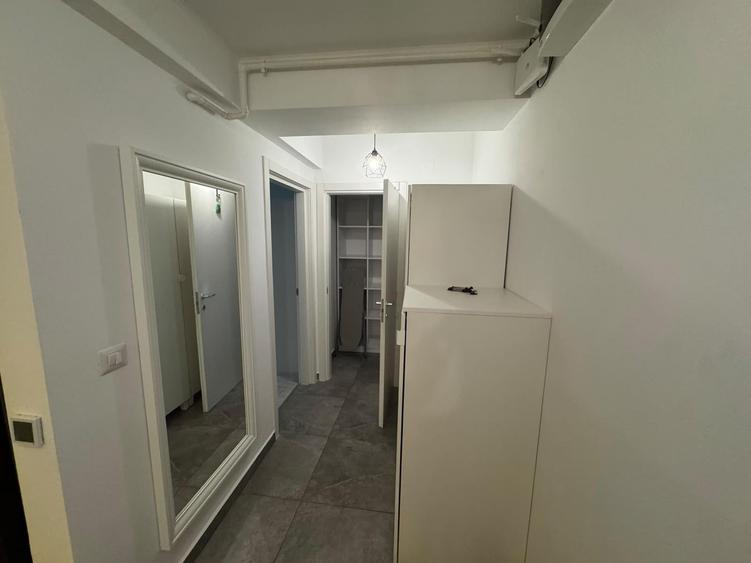Apartament cu 2 camere decomandat în Pipera