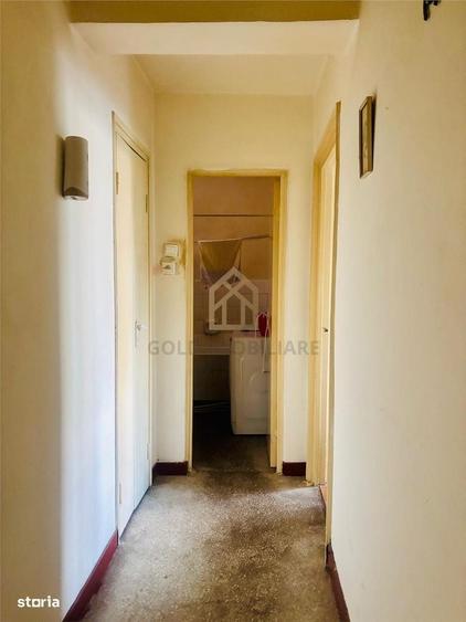 Apartament cu 2 camere decomandat în Central