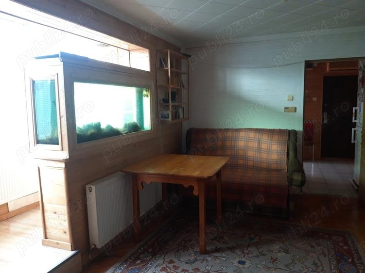 Apartament cu 2 camere semidecomandat în Săsar